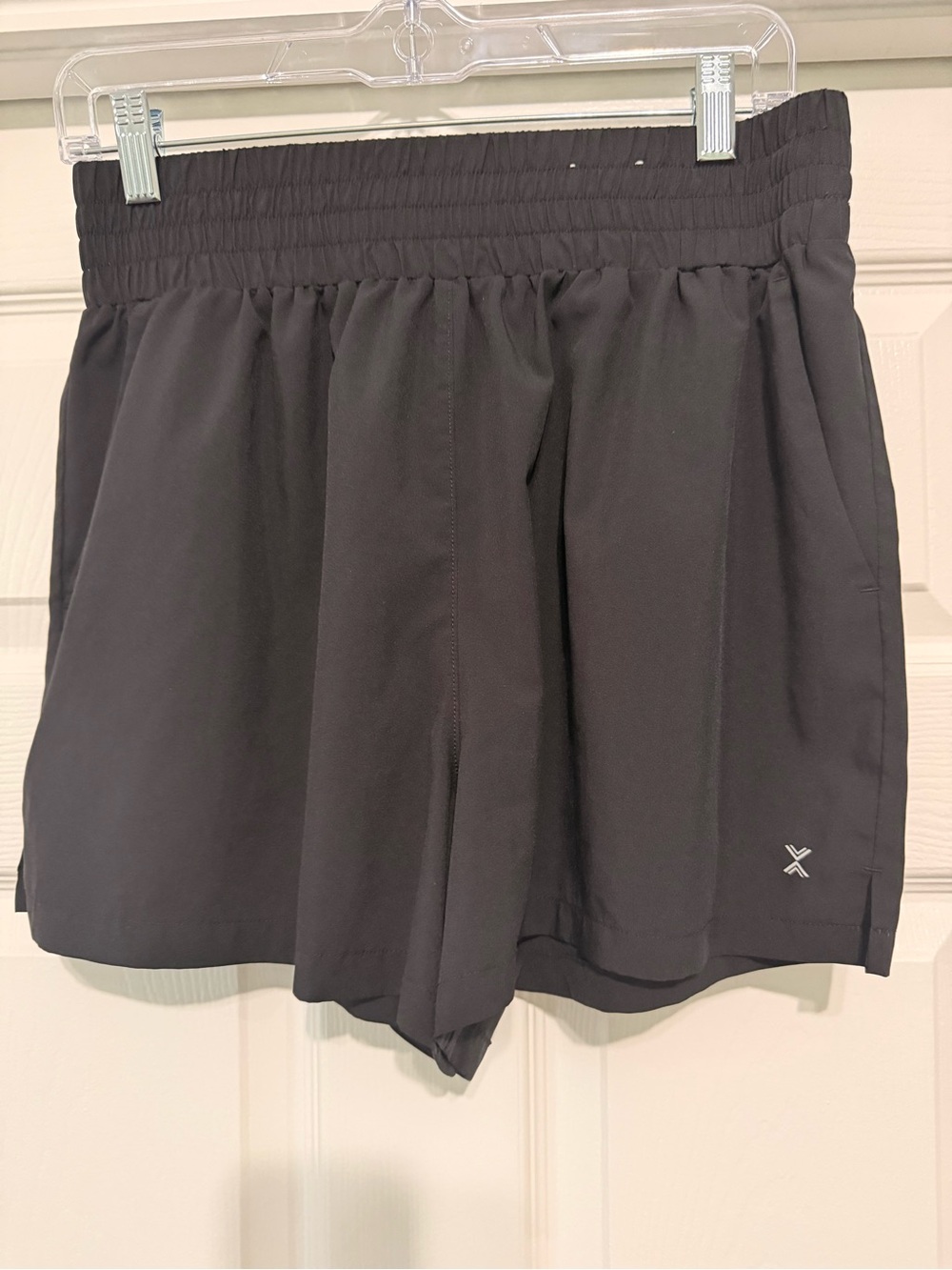 Xersion Black Women's Athletic Shorts with Elastic Waistband